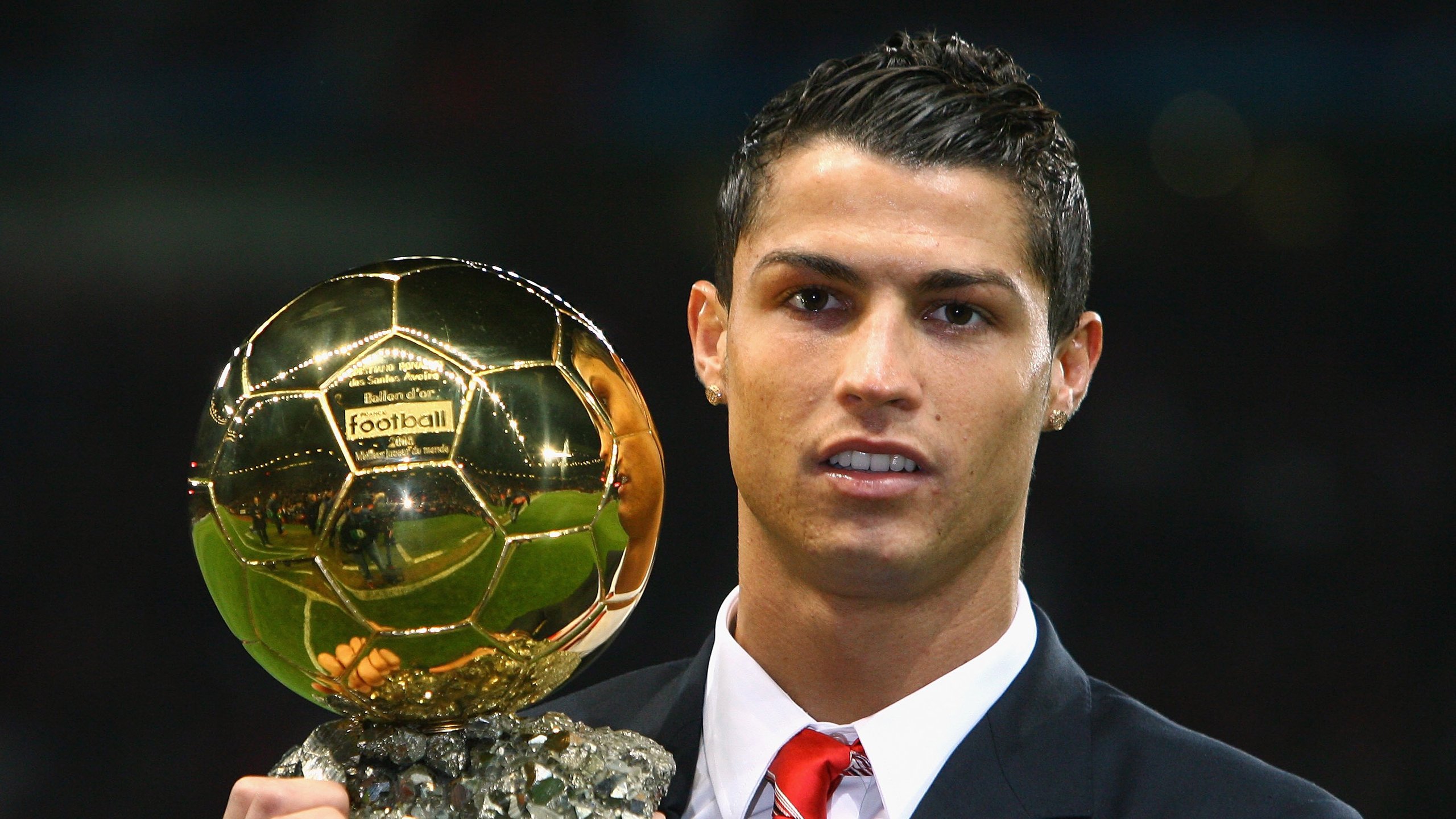 职业联赛缺少联动青训的升降机制