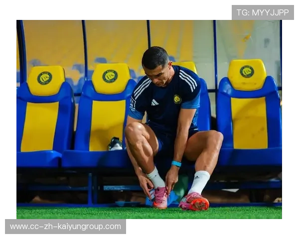 C罗：享受在沙特踢球的每一刻，c罗踢足球赛